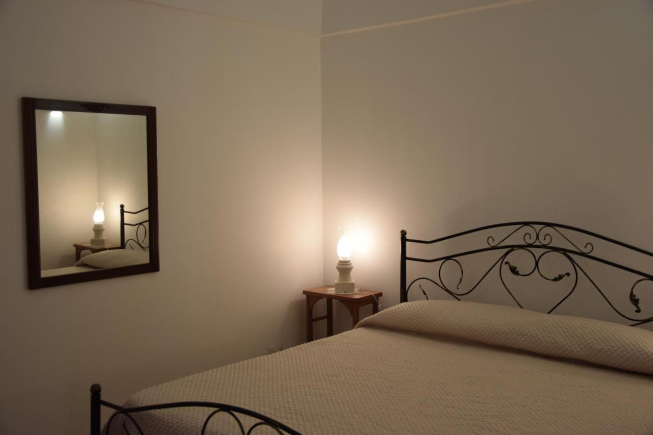 Dimora Domrose Apartment โลโกโรตอนโด ภายนอก รูปภาพ