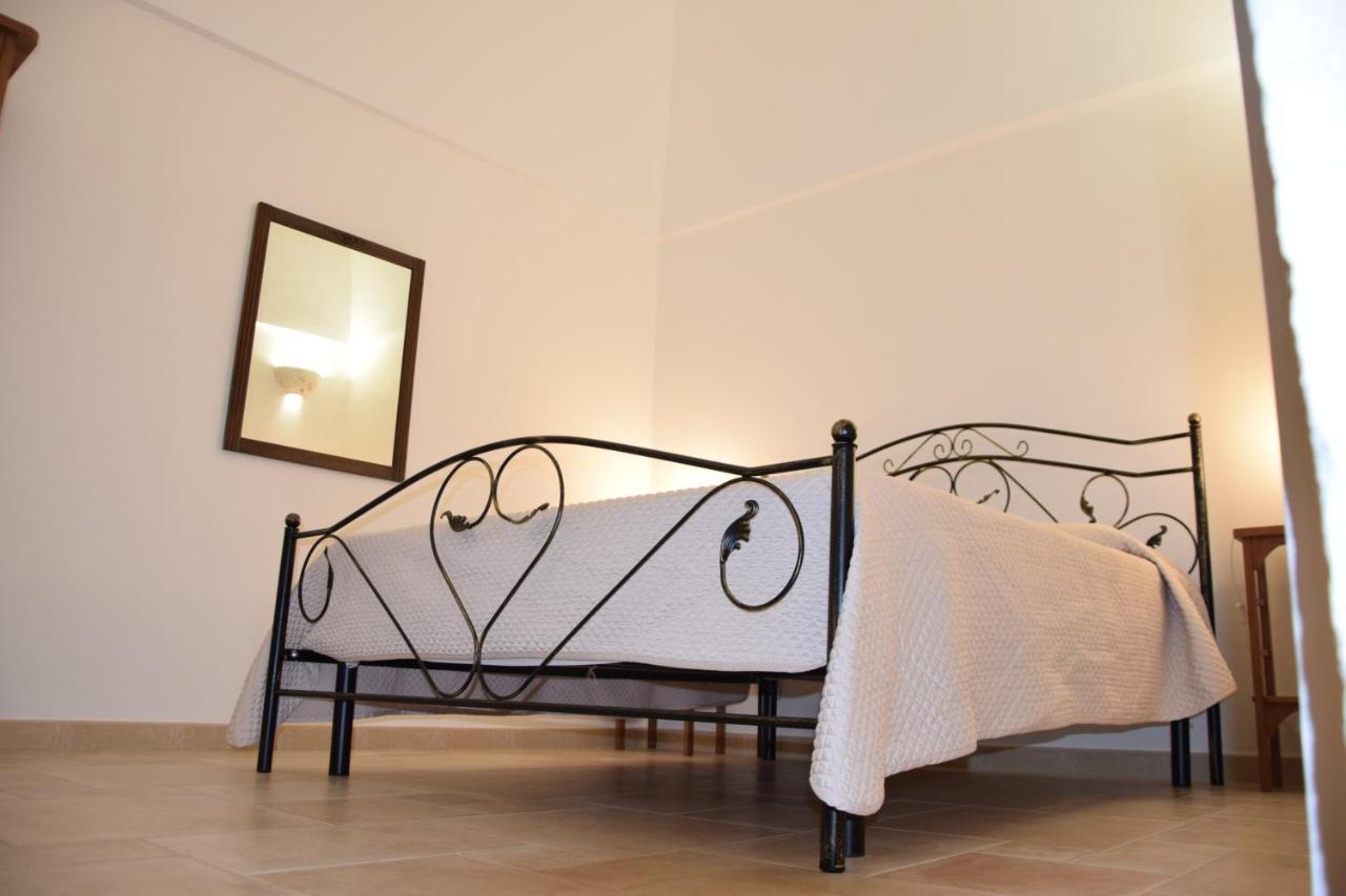 Dimora Domrose Apartment โลโกโรตอนโด ภายนอก รูปภาพ
